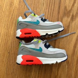 Nike Air Max 90 TD Evolution of Icons Sneakers Sz 6C